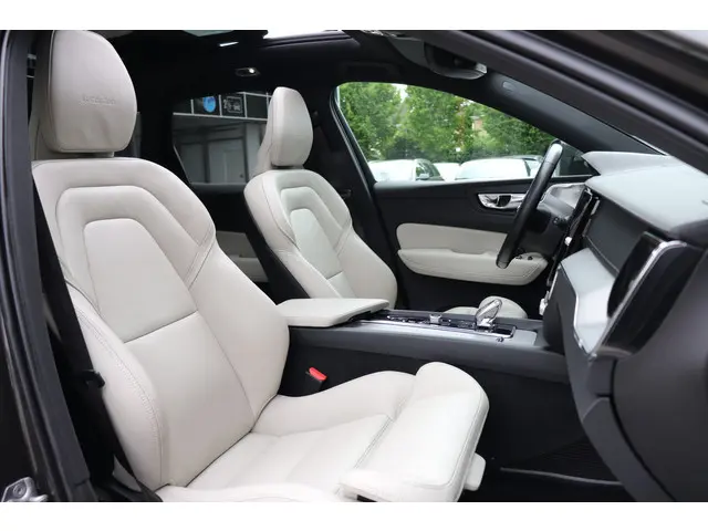 Volvo XC60 2.0 T8 AWD Inscription 2020 Hybride Benzine 7