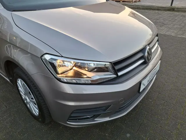 Volkswagen Caddy Combi 1.0 TSI Trendline 2019 Benzine 8