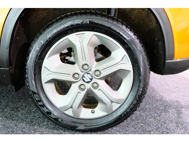 Suzuki Vitara 1.6 Exclusive 2016 Benzine 10