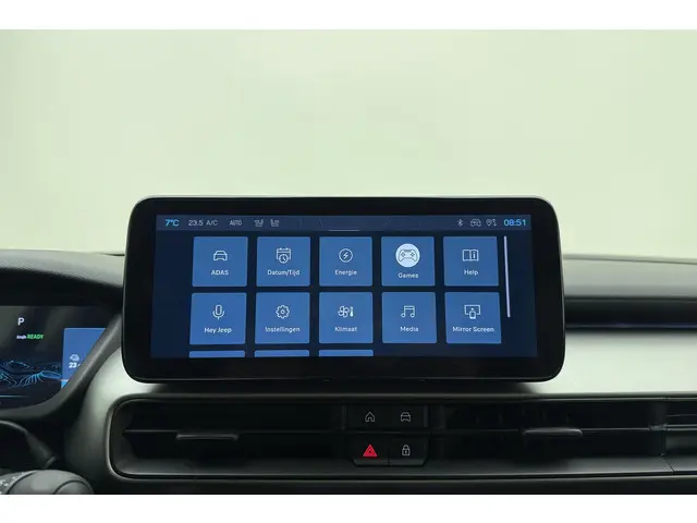 Jeep Avenger Summit 54 kWh 2024 Elektrisch 23