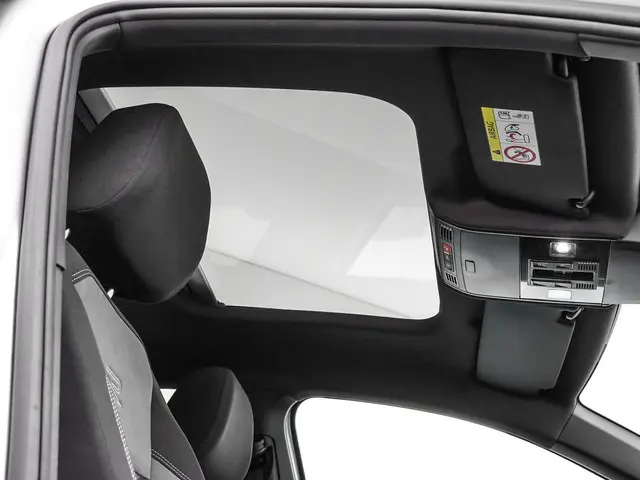 Volkswagen Taigo 1.0 TSI 115pk DSG R-Line 2024 Benzine 10