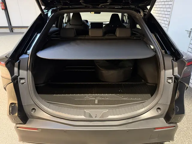 Toyota bZ4X Dynamic 71 kWh automaat 2025 Elektrisch 18