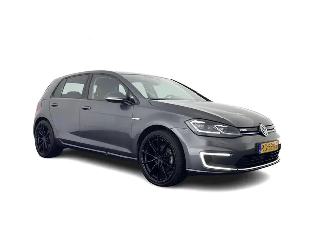 Volkswagen e-Golf (SOH-100%) 2017 Elektrisch