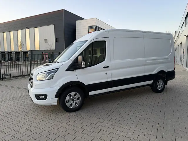 Ford Transit 2