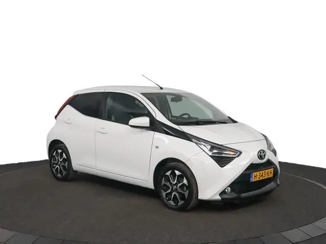 Toyota Aygo 1.0 VVT-i x-joy 2020 Benzine 14