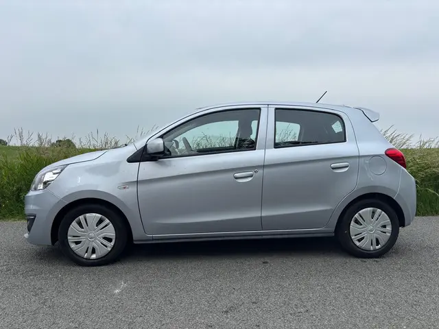 Mitsubishi Space Star 1.0 Cool+ 2016 Benzine 5