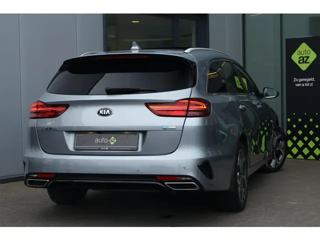 Kia cee'd 1.6 GDI PHEV DynamicLine 2020 Hybride Benzine 2