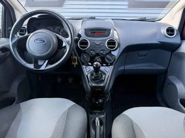 Ford Ka 1.2 Titanium X start/stop 2013 Benzine 18