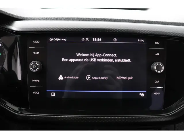 Volkswagen T-Cross 1.0 TSI 110pk DSG Life 2023 Benzine 24