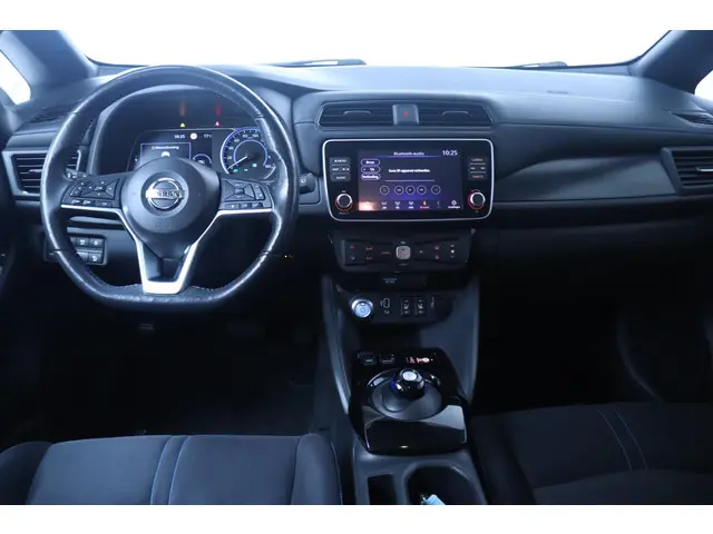 Nissan Leaf N-Connecta 40 kWh 2020 Elektrisch 3