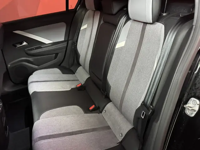 Opel Astra 1.2 Elegance 2022 Benzine 8