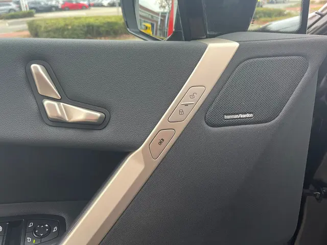 BMW iX xDrive40 Executive 77 kWh 2022 Elektrisch 9