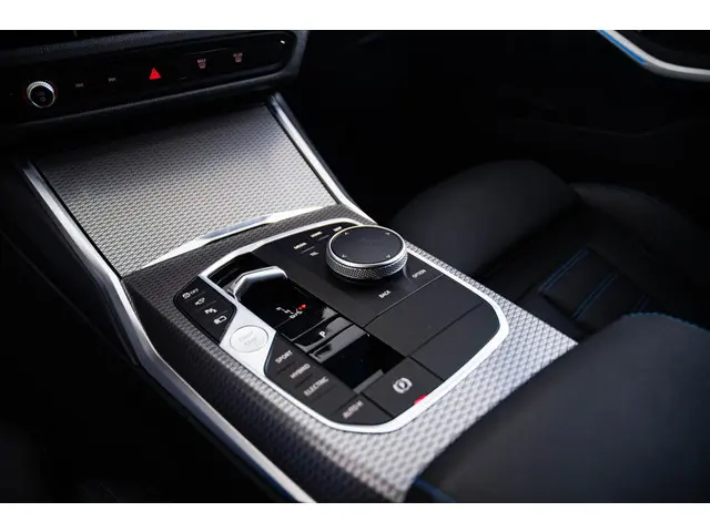 BMW 3 Serie Touring 330e 2025 Hybride Benzine 17