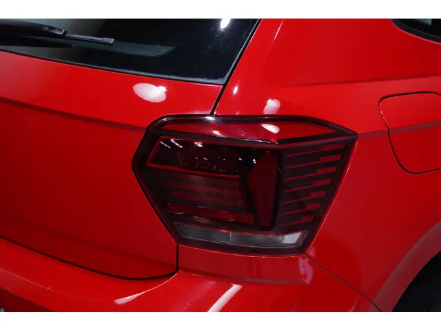 Volkswagen Polo 1.0 TSI Polo Comfortline 2019 Benzine 16