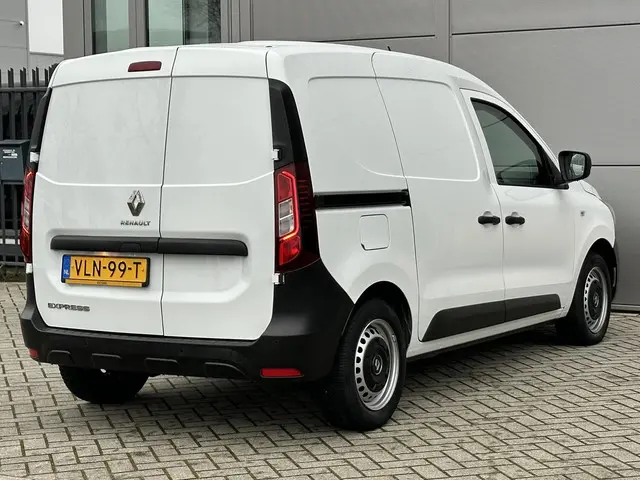Renault Express 1.5 dCi 75 Comfort 2021 Diesel 23