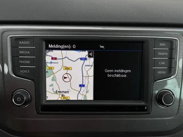 Volkswagen Golf Sportsvan 1.2 TSI Highline 2017 Benzine 14