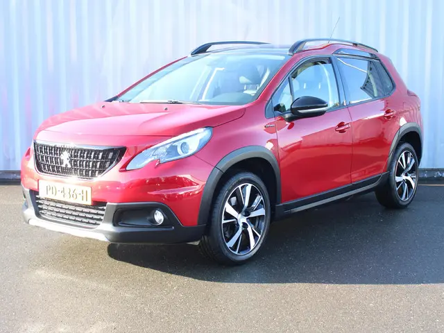 Peugeot 2008 1.2 PureTech GT-line 2017 Benzine 2