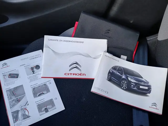 Citroën C3 1.0 PureTech Attraction 2015 Benzine 13