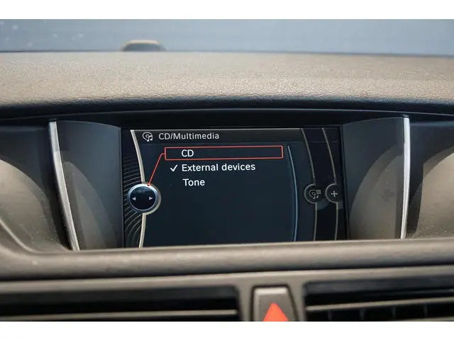 BMW X1 sDrive18i 2015 Benzine 25