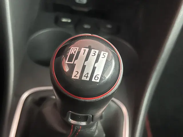 Volkswagen Polo 1.8 TSI GTI 2015 Benzine 40