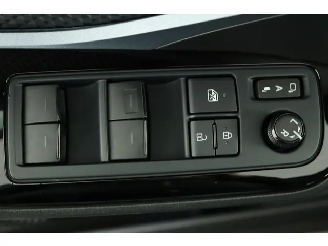 Toyota C-HR 2.0 Hybrid Dynamic 2021 Hybride Benzine 29