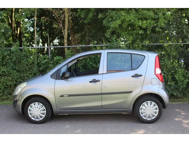 Suzuki Splash 1.0 VVT Base *NAP *RIJDT PERFECT !! 2012 Benzine 2