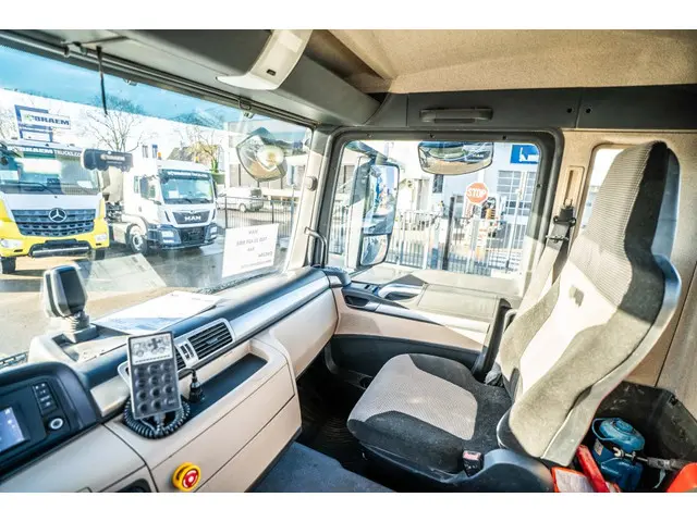 MAN TGS 33.420 BBS +LIEBHERR 12M3 2017 Diesel 12