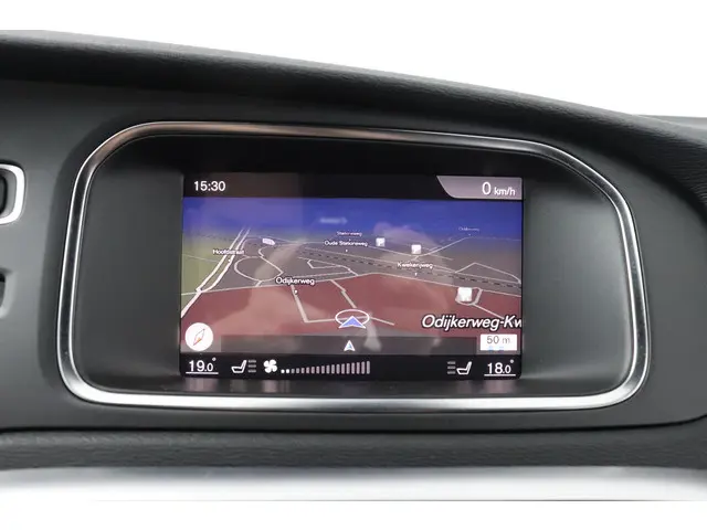 Volvo V40 1.5 T3 R-Design 2019 Benzine 23
