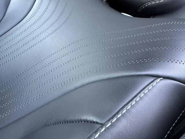 Aston Martin DB11 5.2 V12 2017 Benzine 24