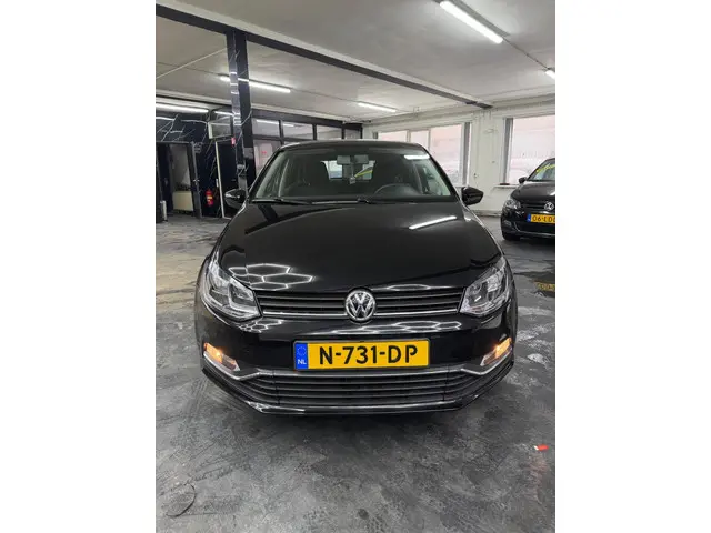 Volkswagen Polo 1.0 Benzine 5DR 2017 2017 Benzine 2