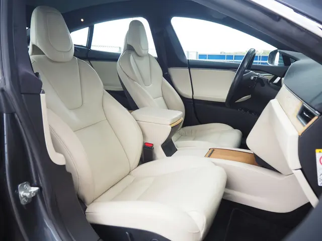 Tesla Model S Long Range 2019 Elektrisch 14