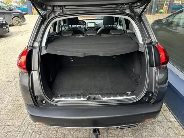 Peugeot 2008 1.2 PureTech GT-line 2018 Benzine 12