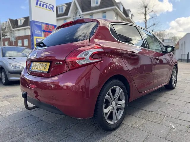 Peugeot 208 1.6 VTi Allure *KOPPAKKING LEK* 2012 Benzine 4