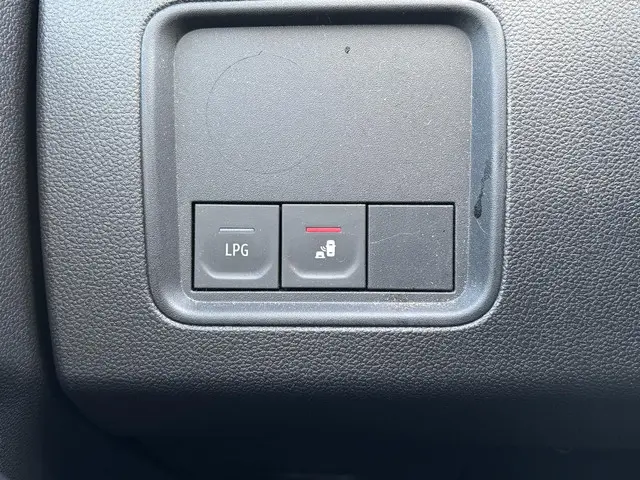 Dacia Duster 1.0 TCe 100 ECO-G Extreme 2023 Benzine 29