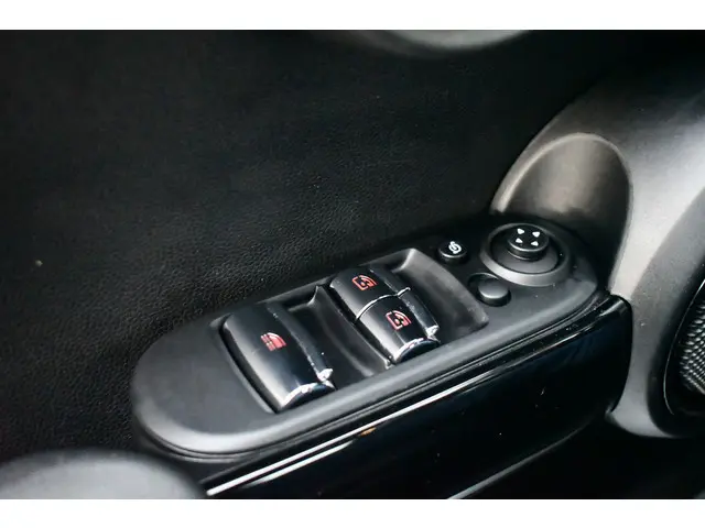 MINI Cooper Cabrio Mini 1.5 136pk aut 2021 Benzine 51