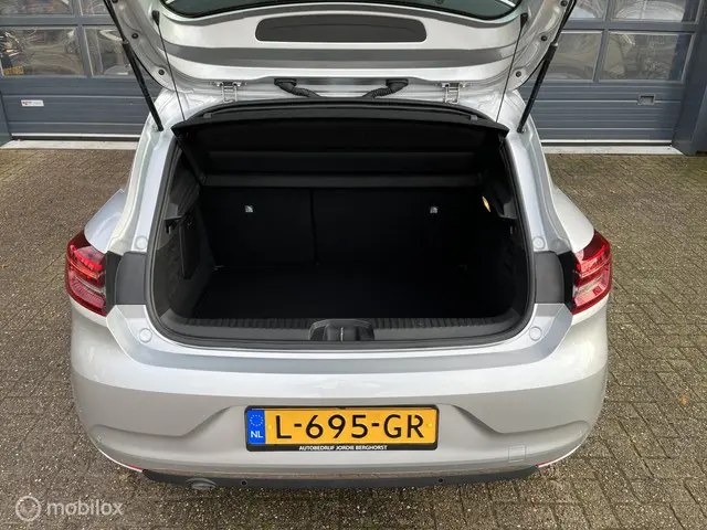 Renault Clio 1.0 TCe Intens 2021 Benzine 7