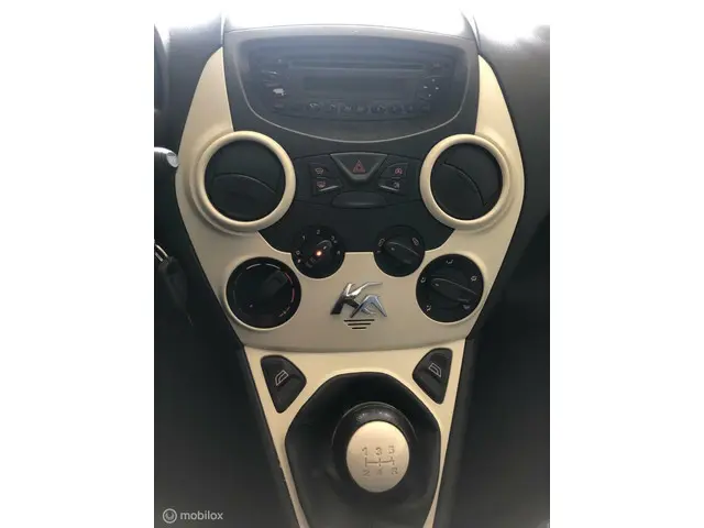 Ford Ka 1.2 Titanium Airco Ell Pak Lmv 2013 Benzine 8