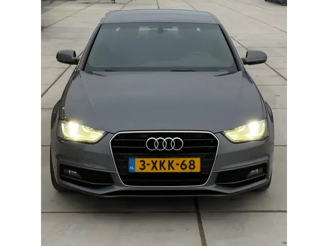 Audi A4 3