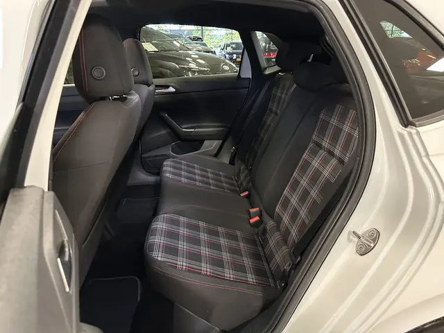 Volkswagen Polo 2.0 TSI GTI 2018 Benzine 22