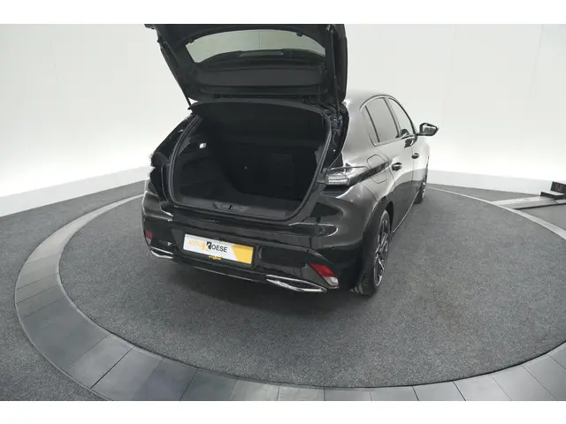 Peugeot 308 PureTech 130 Allure 2022 Benzine 57