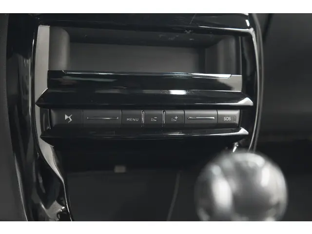 DS DS 3 PureTech 110 So Chic 2017 Benzine 40