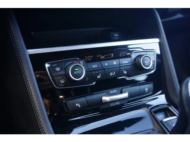 BMW 2 Serie Gran Tourer 216i 2022 Benzine 17