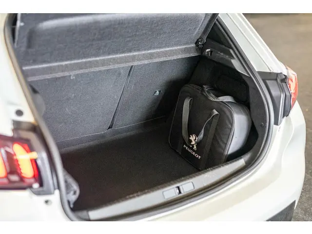 Peugeot e-208 EV Allure Pack 50 kWh 2021 Elektrisch 14