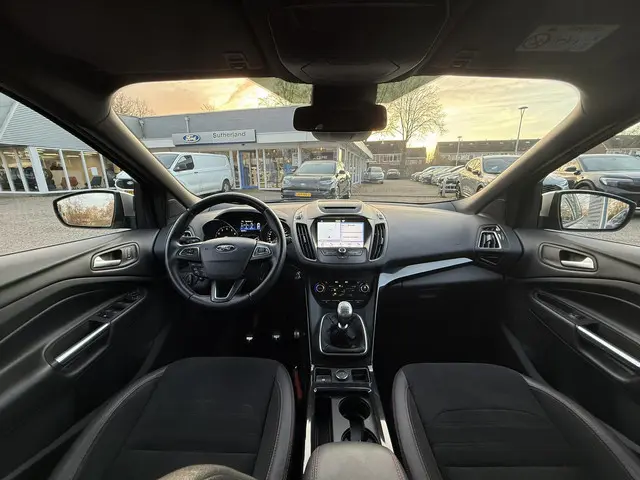 Ford Kuga 1.5 EcoBoost ST Line 2019 Benzine 26