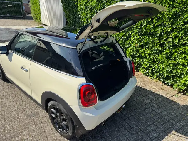 MINI Cooper 1.5 Chili Serious Business 2014 Benzine 5