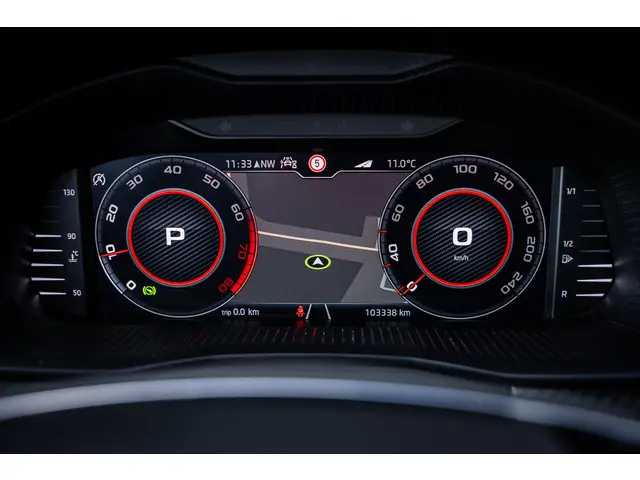 Škoda Kamiq 1.5 TSI DSG7 Monte Carlo 2021 Benzine 45