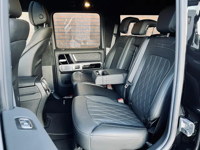 Mercedes-Benz G-Klasse 63 Premium Plus 2019 Benzine 31