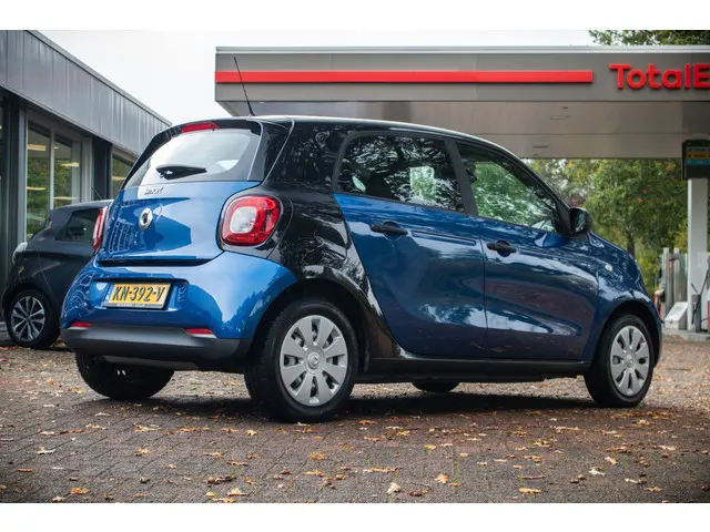 Smart Forfour 1.0 Pure 2016 Benzine 22