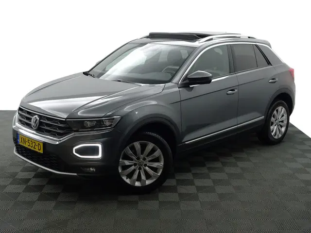 Volkswagen T-Roc 1.5 TSI R Line Sport Aut- 2019 Benzine 4
