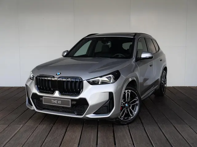 BMW X1 sDrive18i 2025 Benzine 43